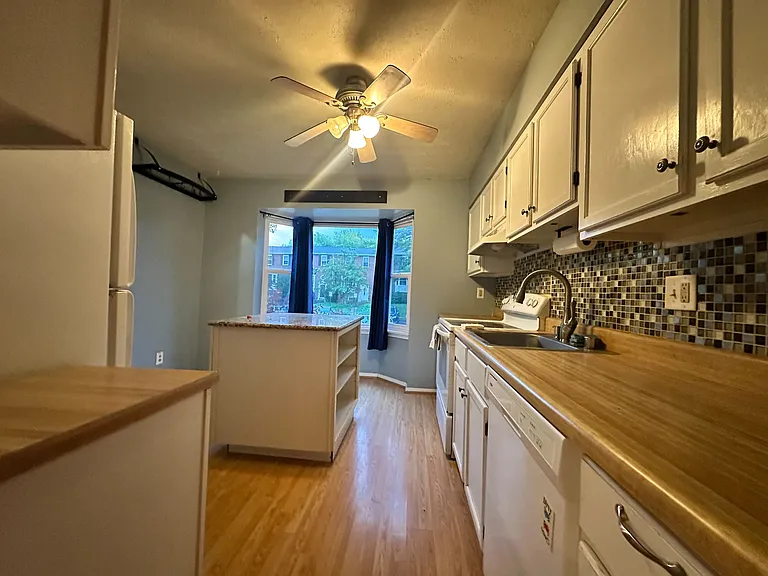 48 Stoneway Pl — Photo 10