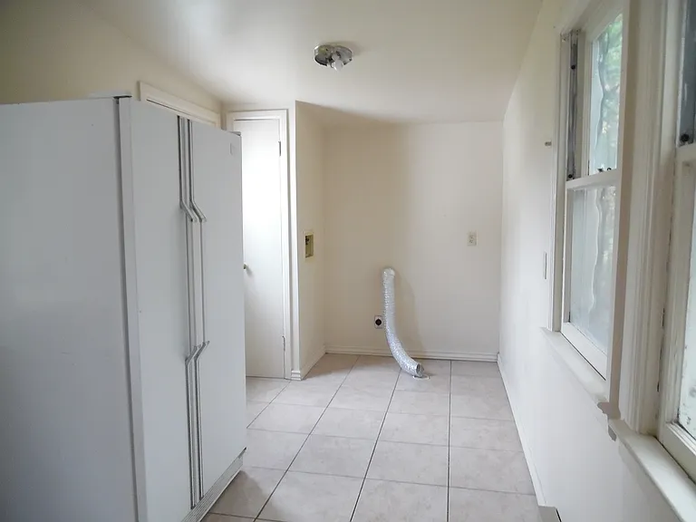 1719 Albion Ave #1 — Photo 6
