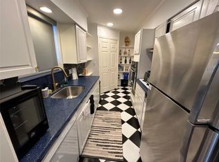 4040 San Felipe St APT 138, Houston, TX 77027