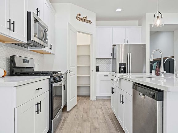 5th image of 12486 N Reeves Pl