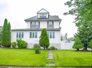 404 Walnut St #2, Roselle Park, NJ 07204