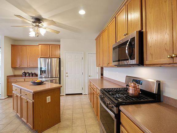2nd image of 23520 Sugar View Dr
