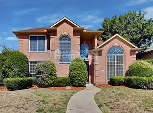 18852 Park Grove Ln, Dallas, TX 75287