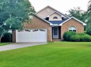 124 Ridge Lake Dr, Manning, SC 29102