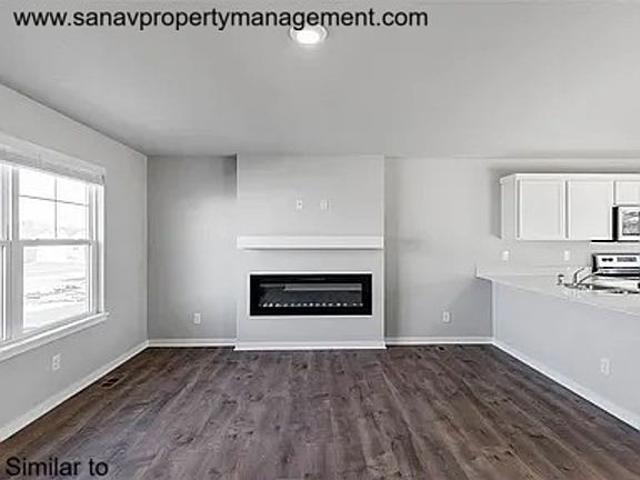 3rd image of 4240 Dakota Cir