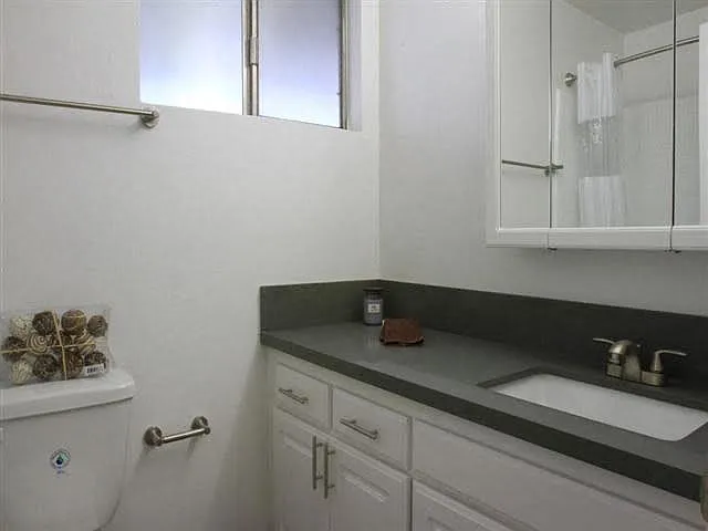 2515 Ocean View Ave #109 — Photo 3