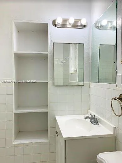 774 NE 86th St #2 — Photo 9