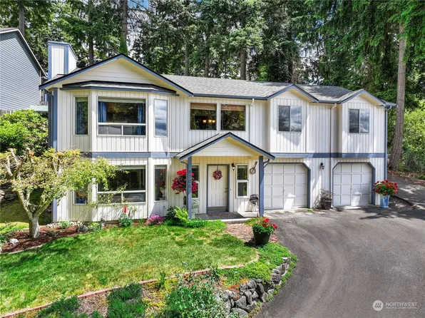 8306 181st Avenue E, Bonney Lake, WA 98391