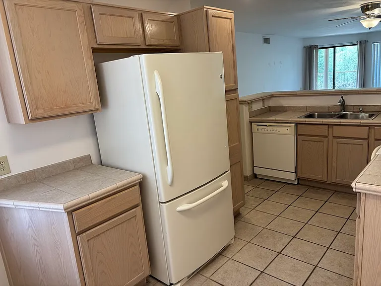 5675 N Camino Esplendora #2111 — Photo 6