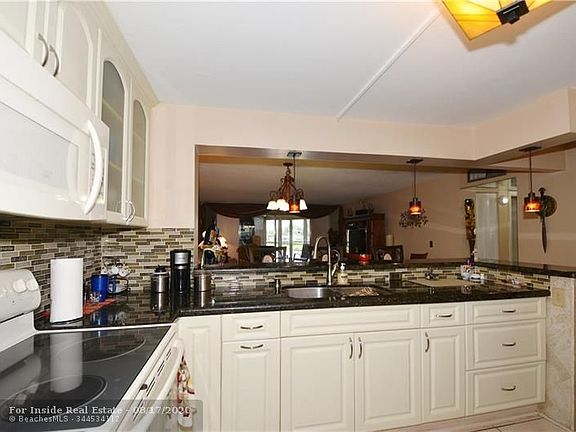5th image of 311 SE 3rd St APT 210