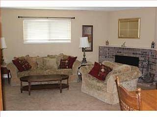 3rd image of 7225 Yorktown Dr