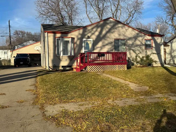3020 E 21st St, Sioux Falls, SD 57103