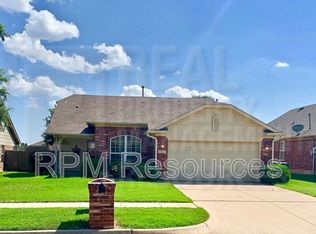 10612 NW 33rd St, Piedmont, OK 73099
