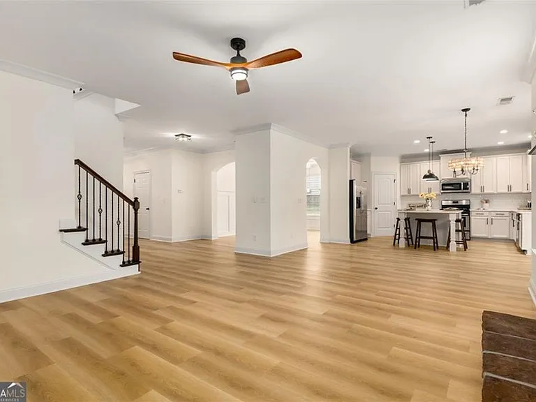5115 Rialto Way — Photo 11