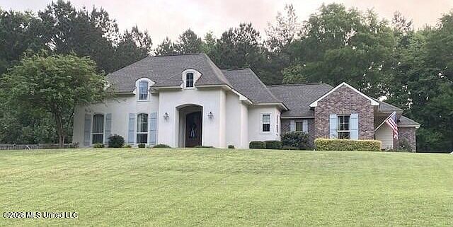 1st image of 17 Country Squire Rd