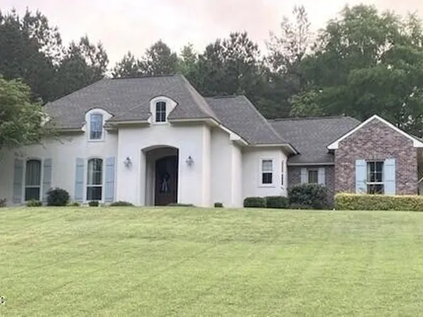17 Country Squire Rd, Natchez, MS 39120