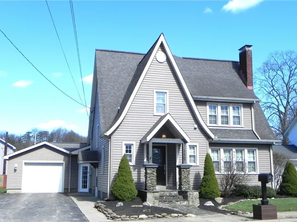 140 N Franklin St, Cochranton, PA 16314