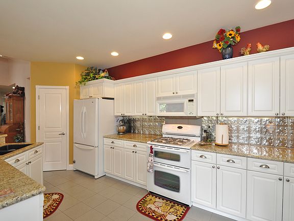 5th image of 9216 170th St E