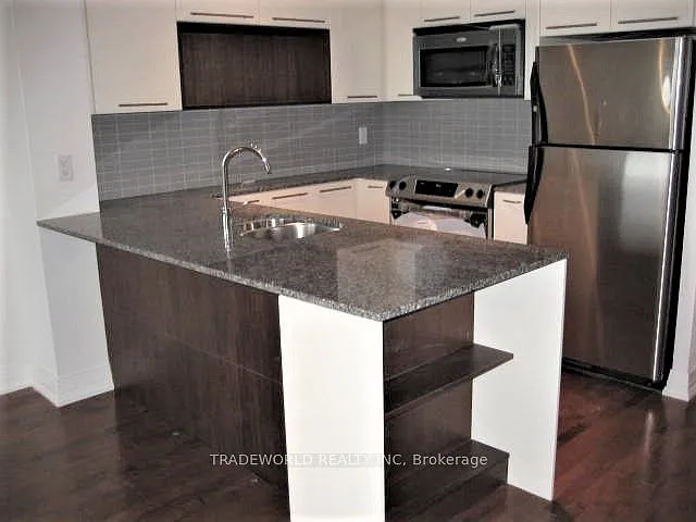 21 Carlton St #2506 — Photo 4