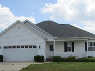 113 Essex Dr, Clinton, SC 29325