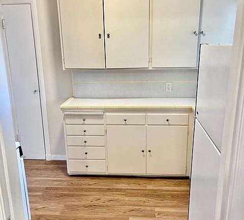 4th image of 2237 N St #111
