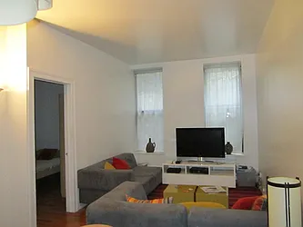Rented by Nest Seekers International
