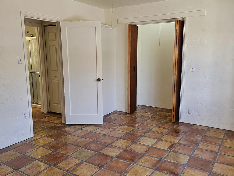 318 N Fremont Ave #2 — Photo 14