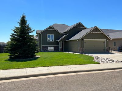 1492 7th St E, Dickinson, ND, 58601