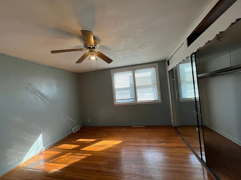 7134 Souder St — Photo 5