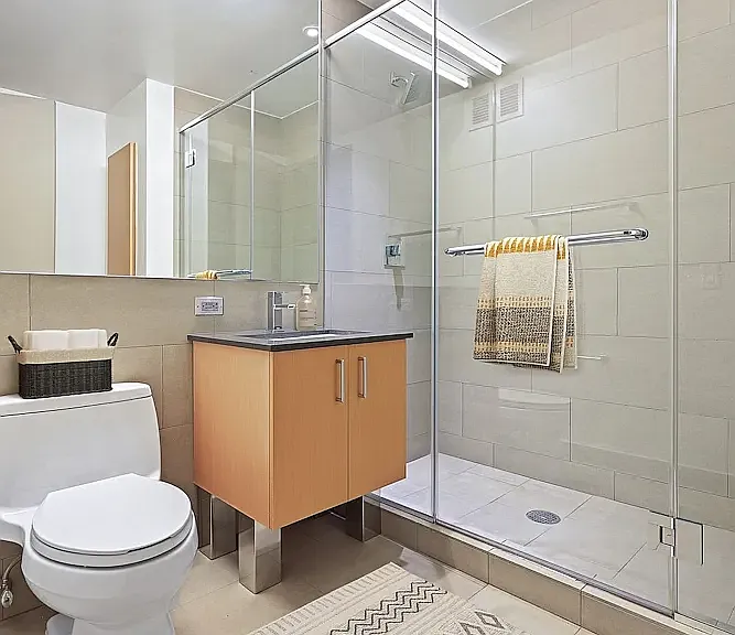 8 Spruce St #31J — Photo 2