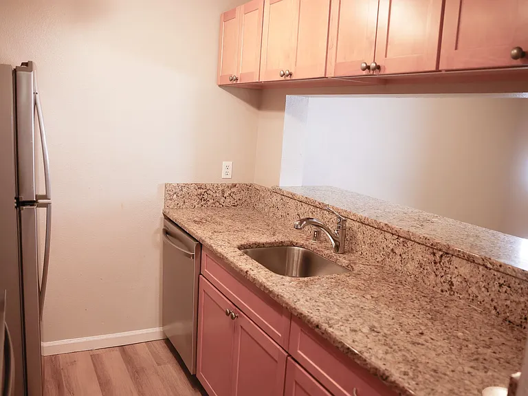 10824 NE 147th Ln #K-104 — Photo 4