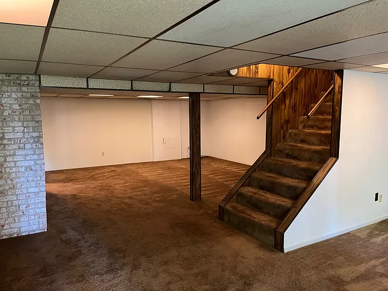 208 Doud Dr — Photo 27