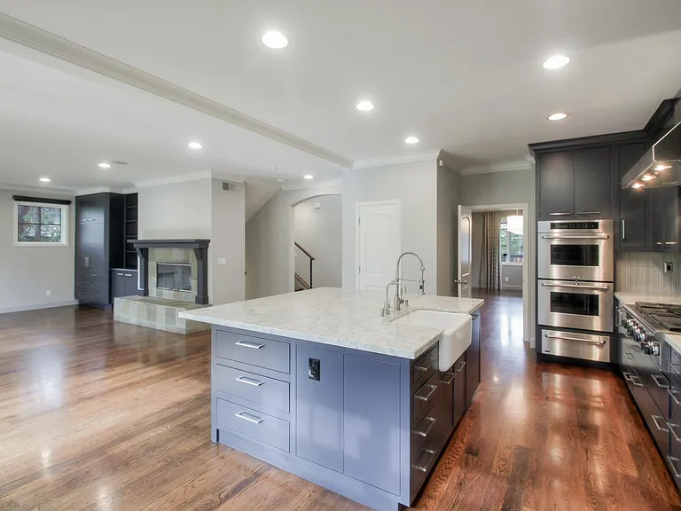 248 Valley St — Photo 4