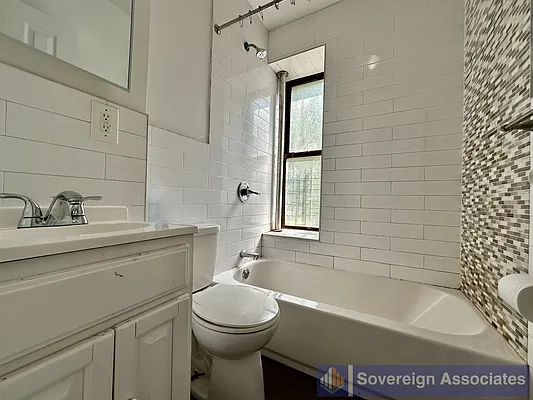 Rented by Sovereign Associates | media 8