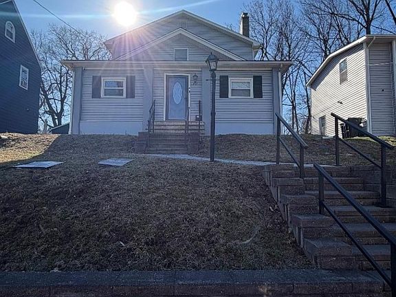 5th image of 835 Dixie Ln