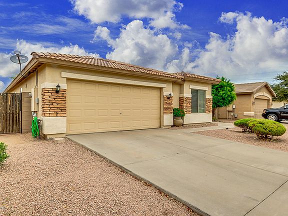 3rd image of 2088 W Allens Peak Dr
