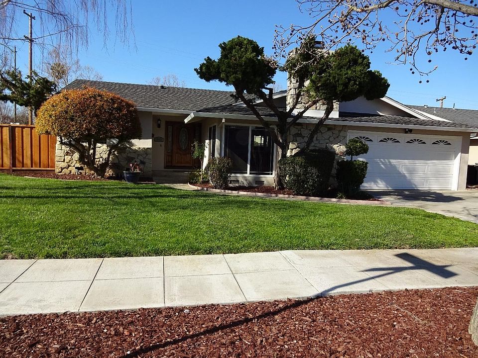 1st image of 1543 Foxworthy Ave