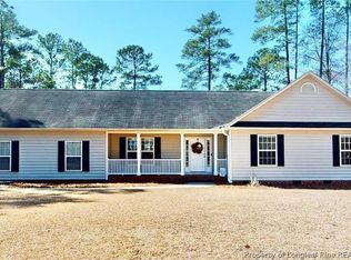 946 John B Carter Rd, Fayetteville, NC 28312