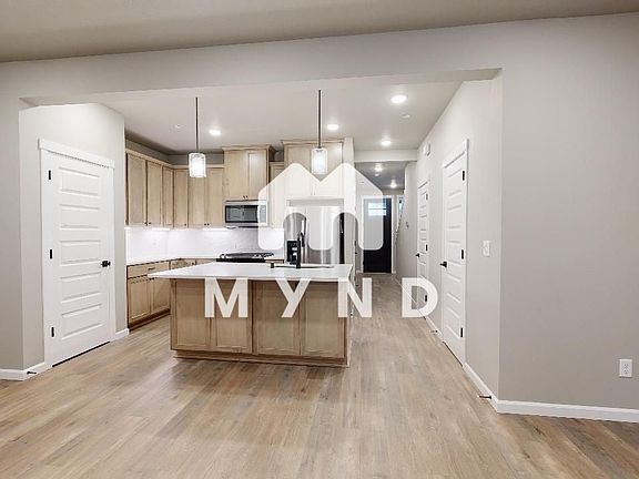 5th image of 13117 NE 71st Pl