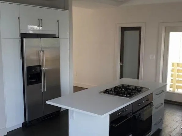 22 Harbor View St #2, Dorchester, MA 02125