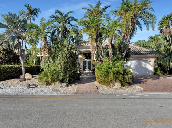 125 13th St, Key Colony Beach, FL 33051