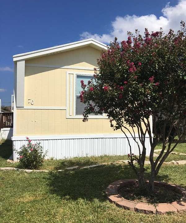 1st image of 1116 Alicia Ann Dr #70