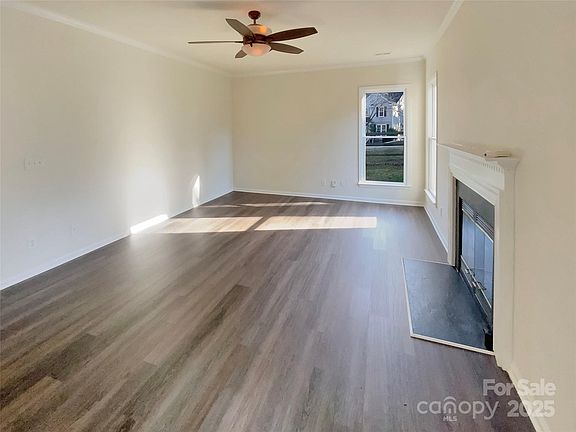 3rd image of 4922 Windchase Ln