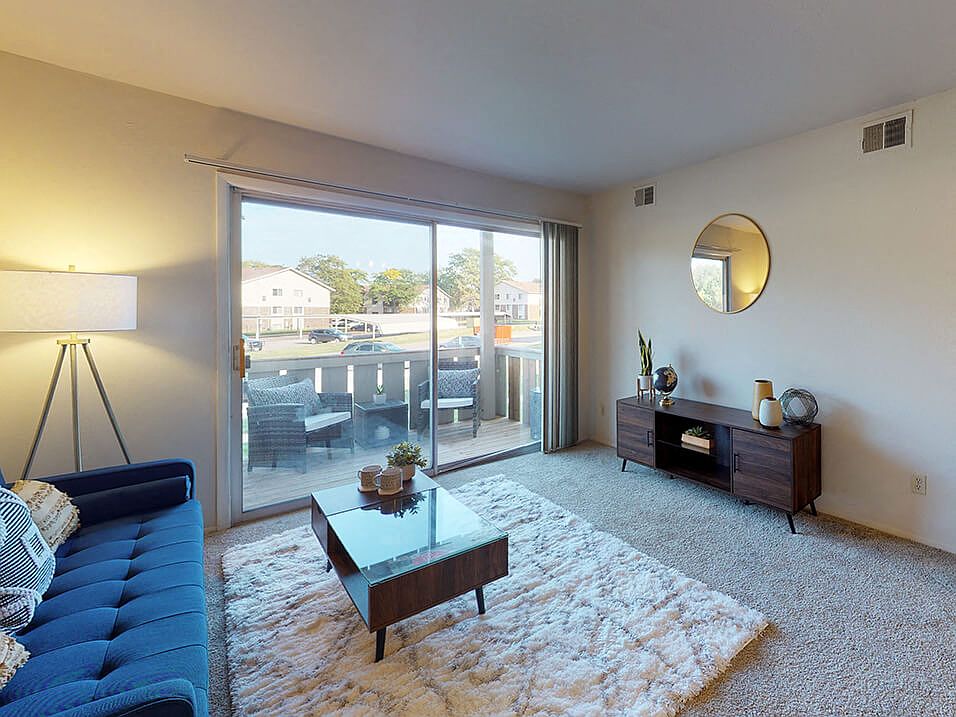 Welcome to Castle Pointe Apartments