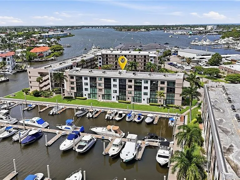 803 River Point Dr #107B — Photo 18