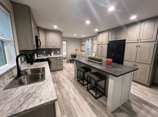 489 California #489, Belleville, MI 48111