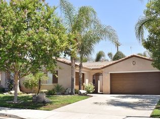 17692 Robusta Dr, Riverside, CA 92503