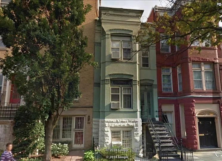 219 C St NE #2 — Photo 2