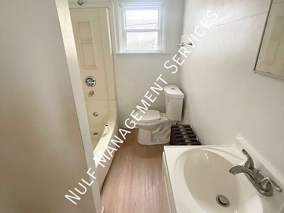 4th image of 347 E 13th Ave #1