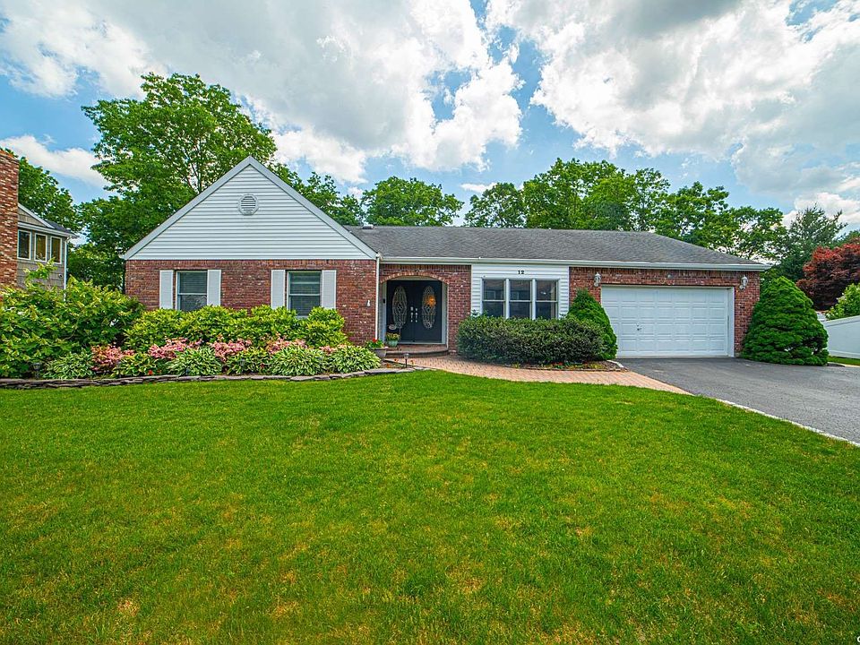 12 Buckingham Lane, Bohemia, NY 11716 Zillow